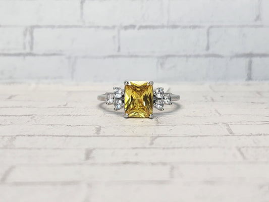 Size 10 Sterling Silver - 1009 Yelow