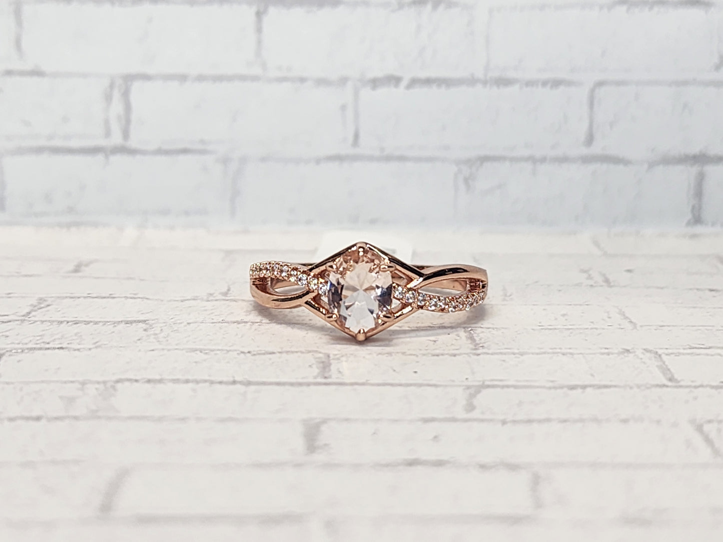 Size 10 Rose Gold - 10C16 Peach