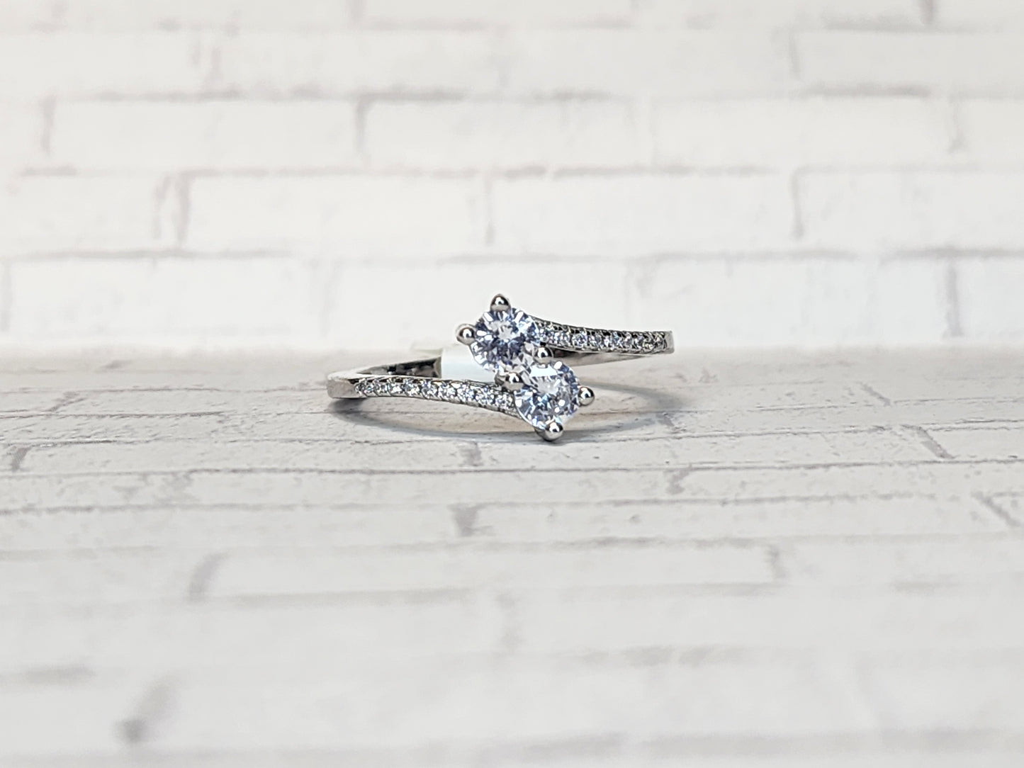 Size 11 Sterling Silver - 11C04 White