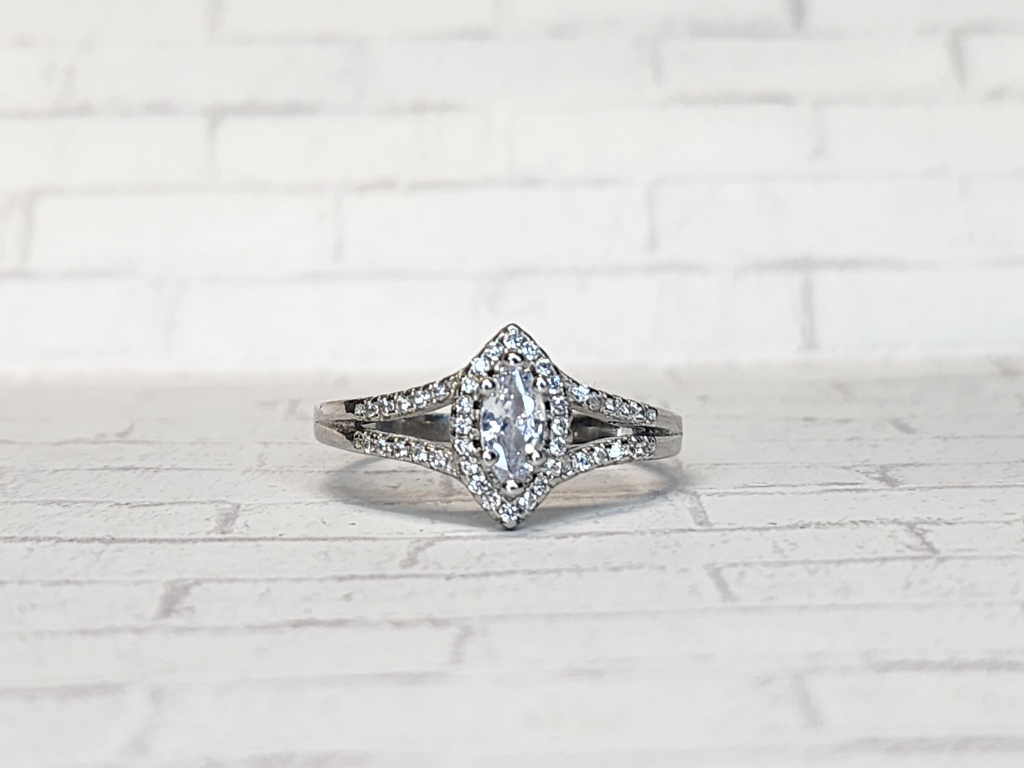 Size 12 Sterling Silver - 12C02 White