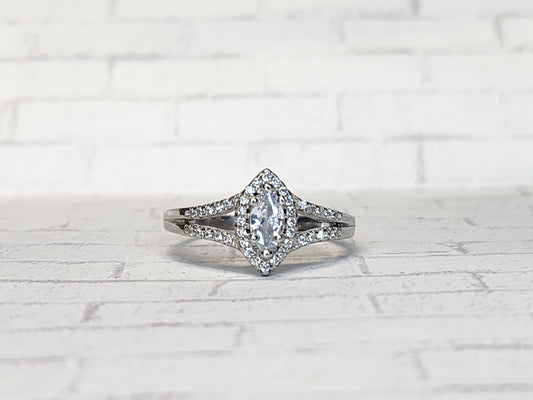 Size 12 Sterling Silver - 12C02 White