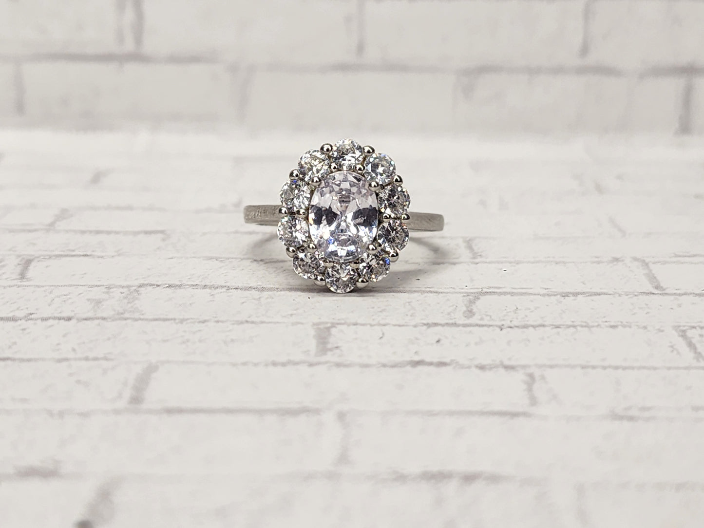 Size 7 Sterling Silver - 731 White