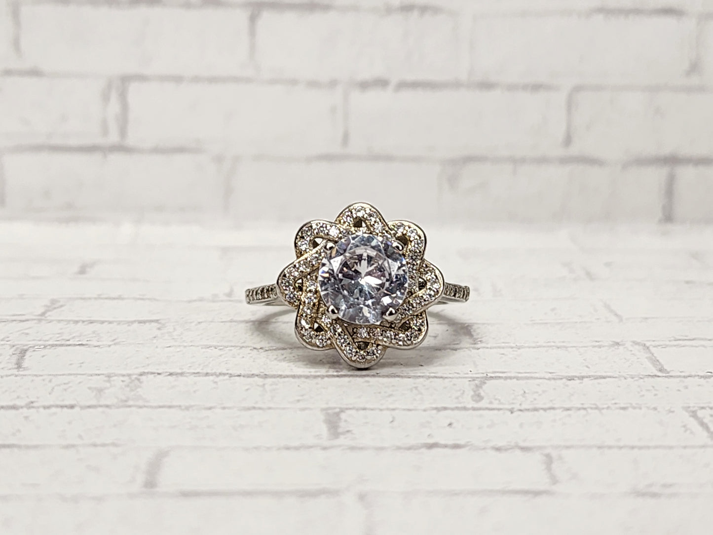 Size 8 Sterling Silver - 853 White