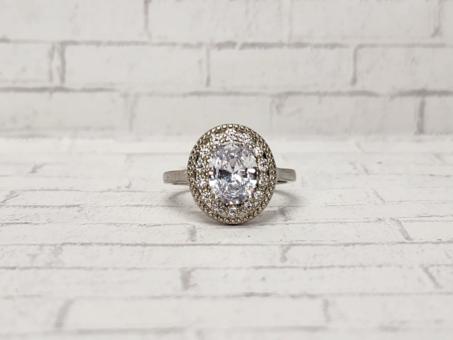 Size 8 Sterling Silver - 856 White