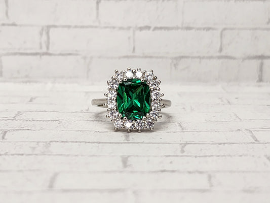 Size 8 Sterling Silver - 862 Green