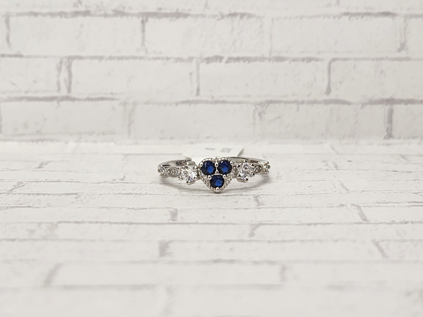 Size 8 Sterling Silver - 8C05 Blue