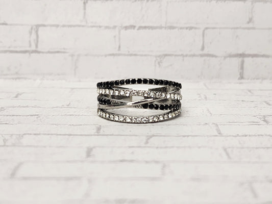 Size 9 Sterling Silver - 933 Black and white