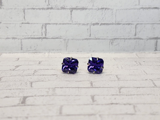 Sterling Silver Earrings E01 Purple Studs