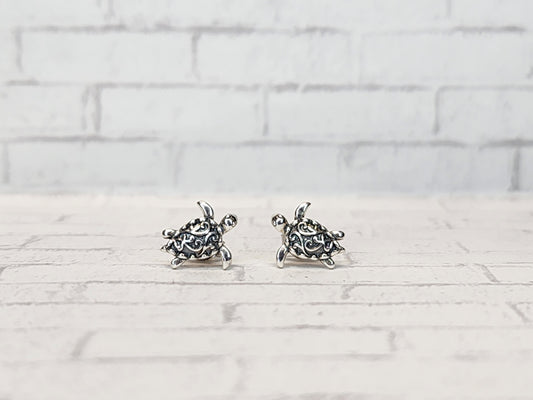 Sterling Silver Earrings E04 Silver Turtles Studs
