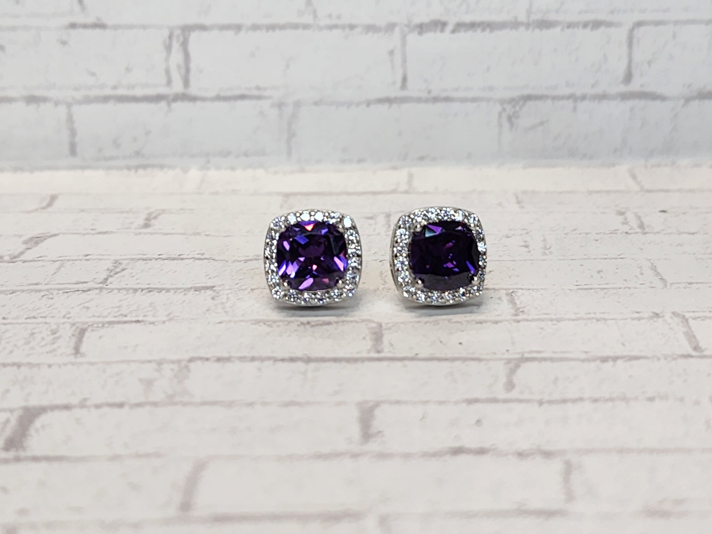 Sterling Silver Earrings E09 Purple Studs