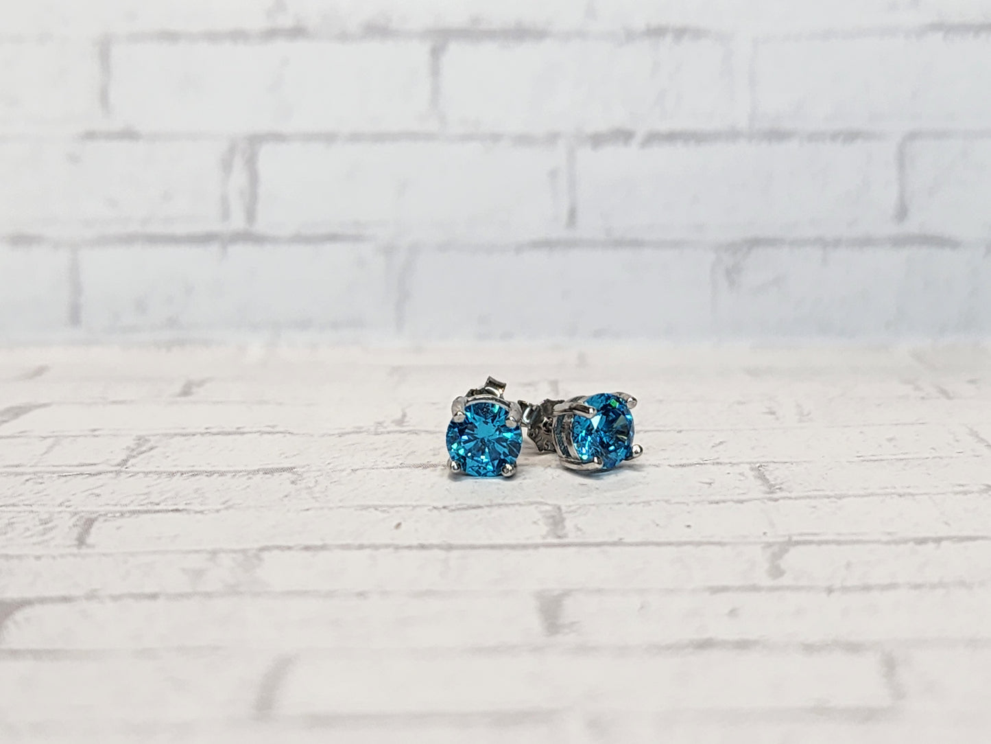 Sterling Silver Earrings E10 Blue Studs