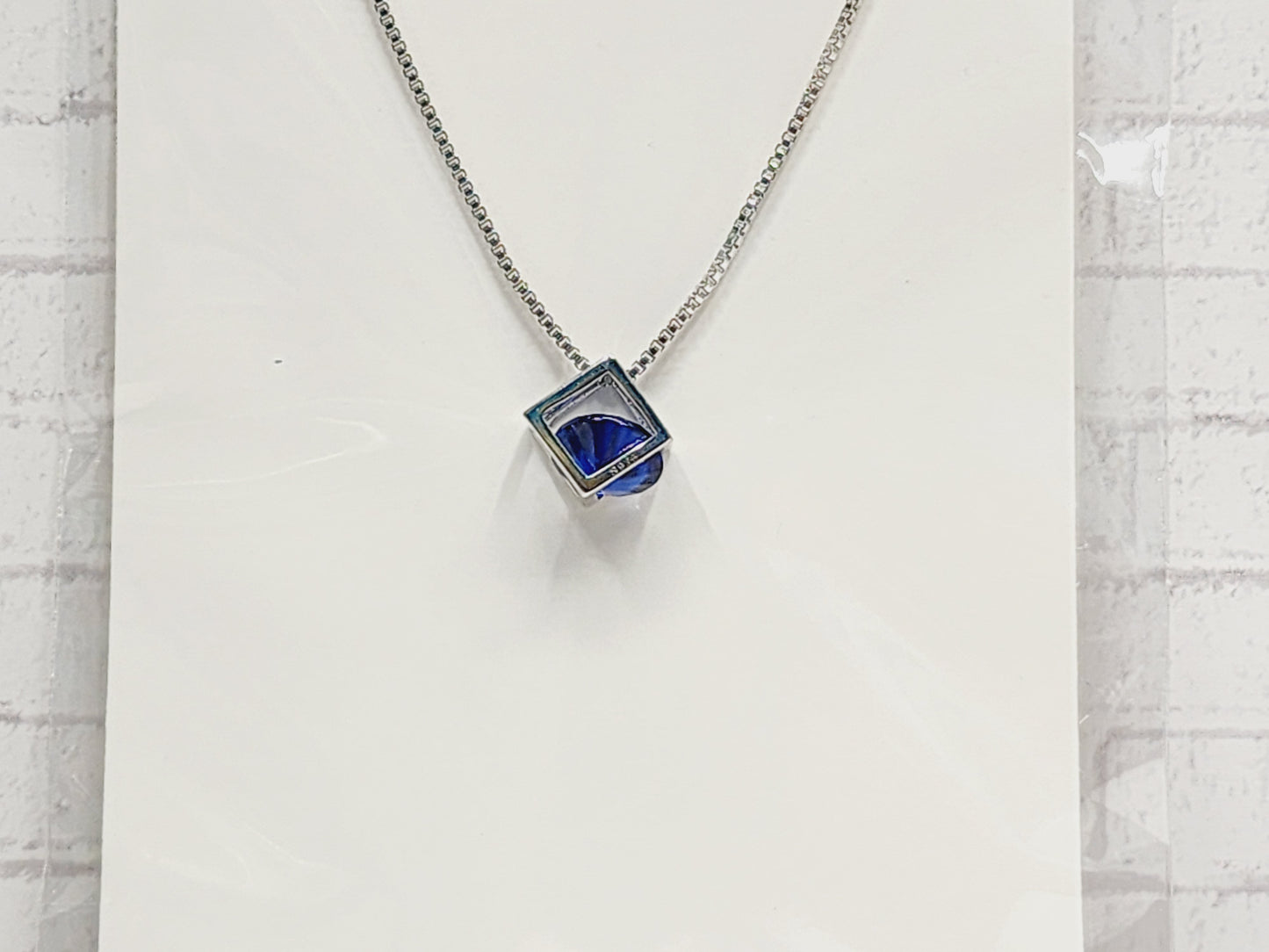 Necklace Sterling Silver - N44 Blue floating in box