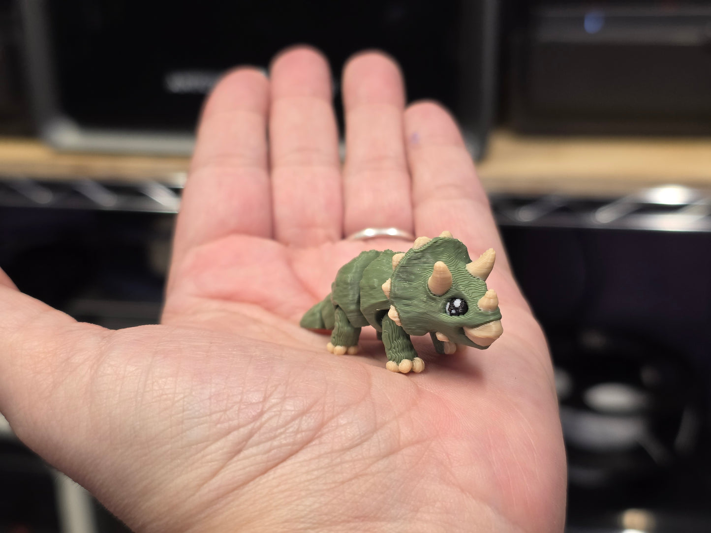 Dino Triceratops (green) - POCKET PAL