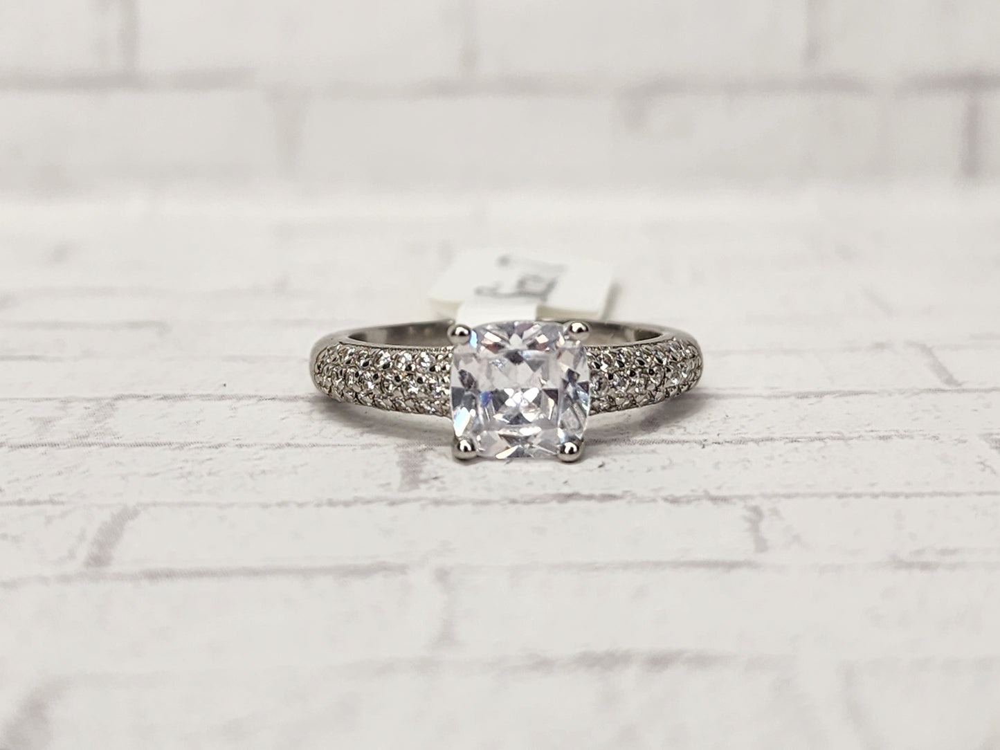 Size 7 Sterling Silver - 7C01 White