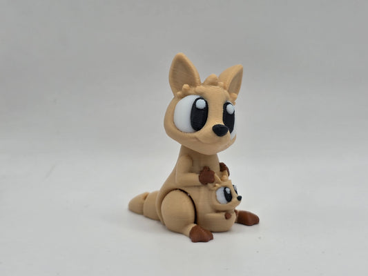 Kangaroo w/ baby