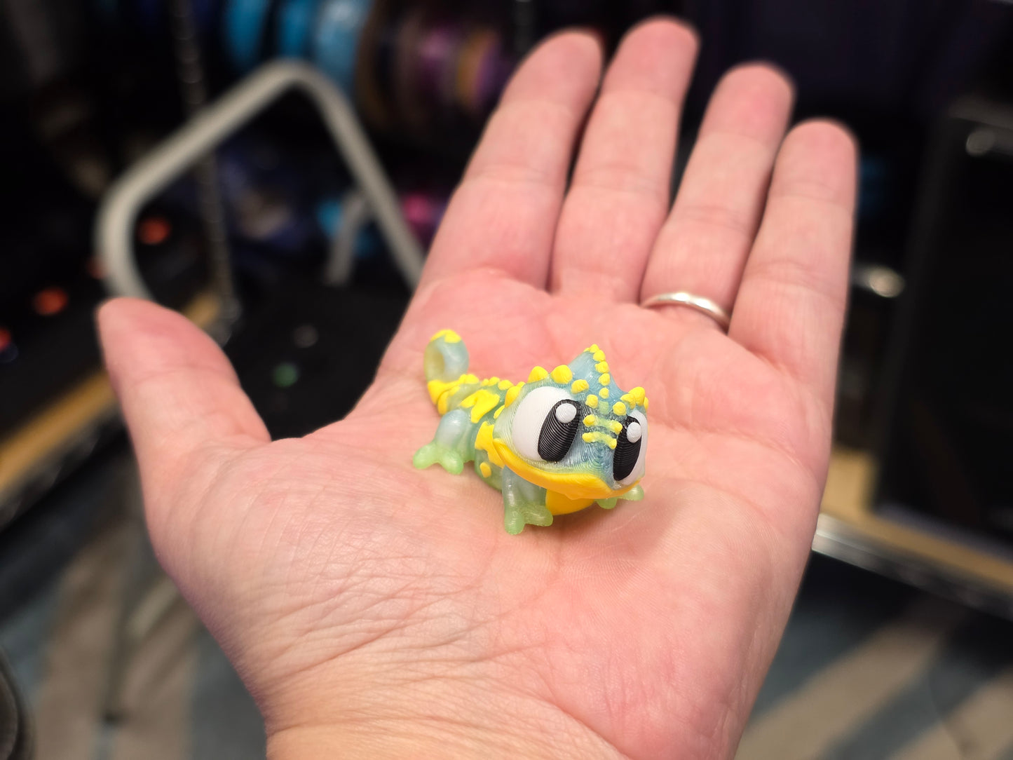 Chameleon (keychain) - POCKET PAL